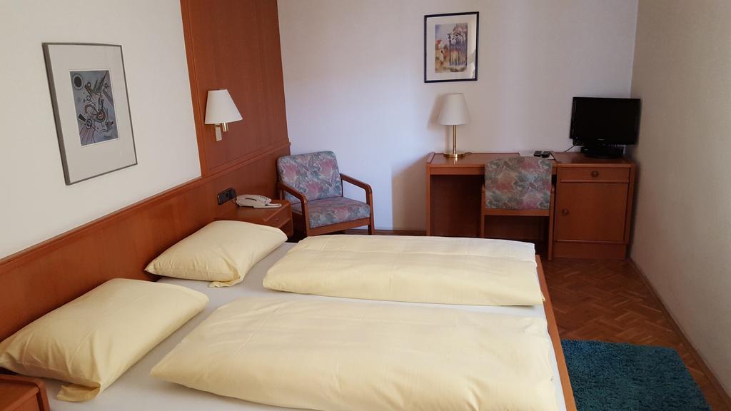 Zum Weissen Roessl Hotel คาลมุนซ์ ห้อง รูปภาพ